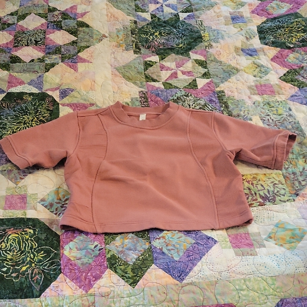 Lululemon Athletica Pink Crop Top Casual Essential